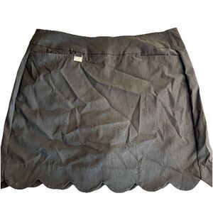 Lulu B Women’s Black Athletic Pickleball Skort/Skirt Sz 12 Pockets Scallop Hem